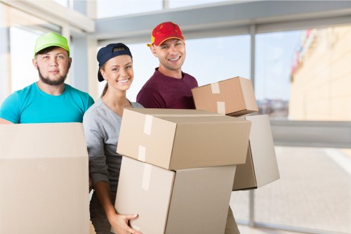 Careful packing and loading for a flat removal in Kensington