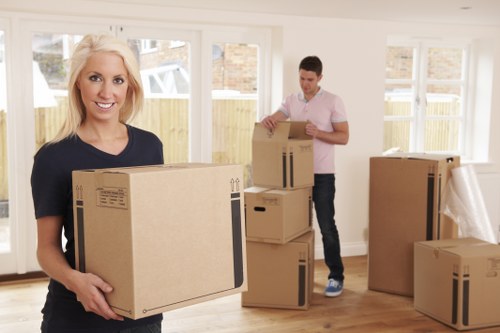 Kensington street access and local moving van planning